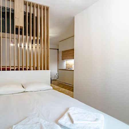 Apartamento Tkalcha Studio Deluxe Zagreb Exterior foto