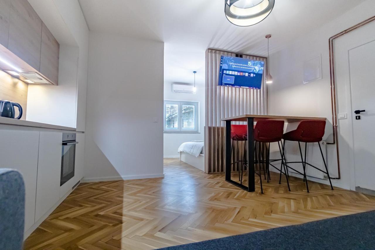 Apartamento Tkalcha Studio Deluxe Zagreb Exterior foto